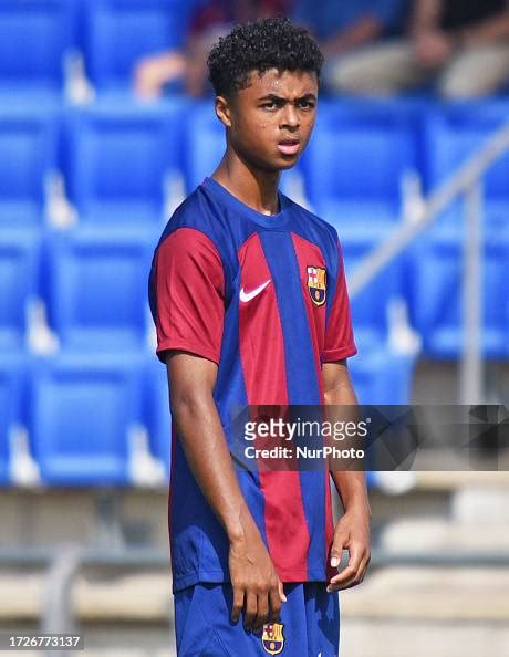 shane kluivert barca.